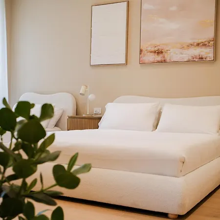 Guest house Balcony Triple - 3 Min Walk To Bernina Express Tirano